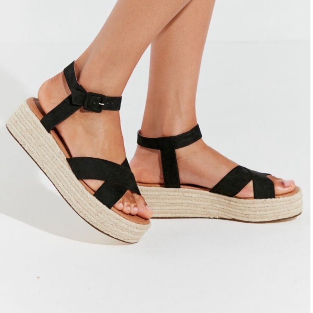 Red Urban Outfitters Cora Platform Sandals